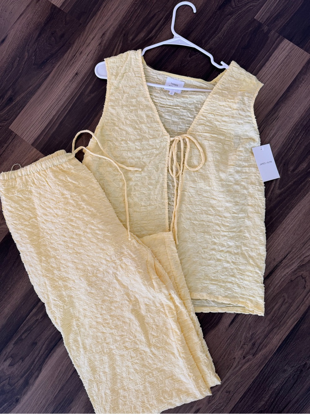 Things Between Tie-Front Sleep Set - Pale Yellow